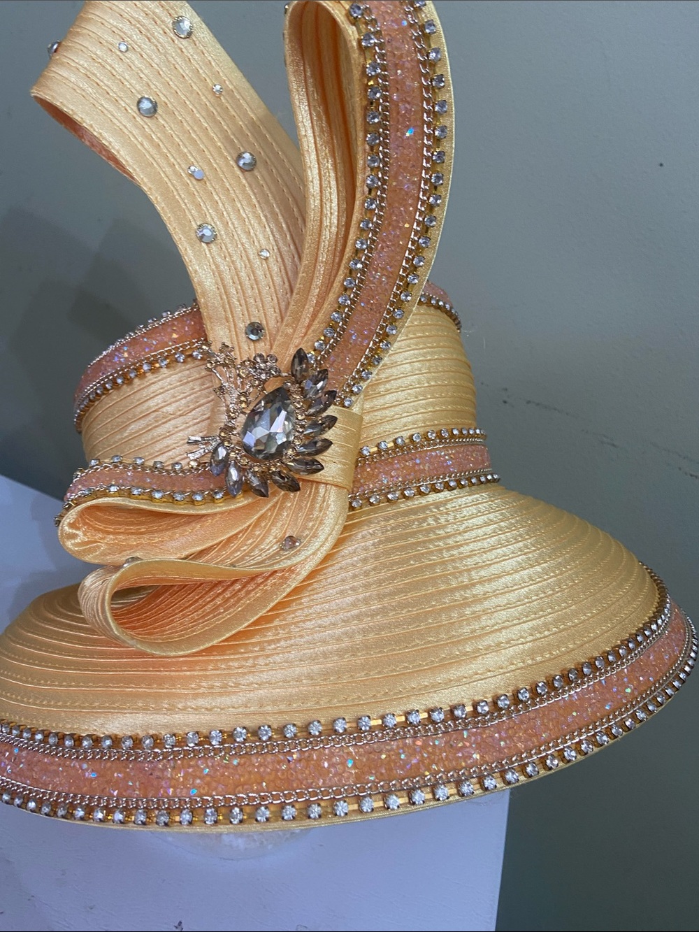 Gorgeous NWT DRESS Hat / Church Hat by June’s Young - Picture 2 of 10
